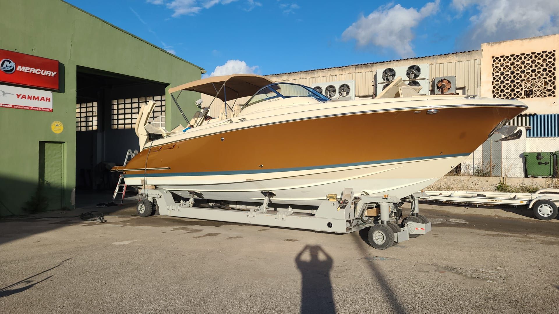 CHRIS CRAFT 36 LAUNCH